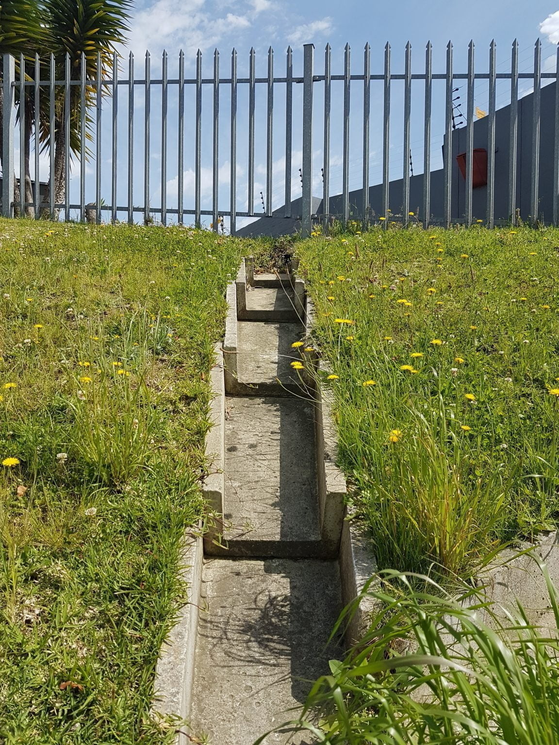 Embankment Chute