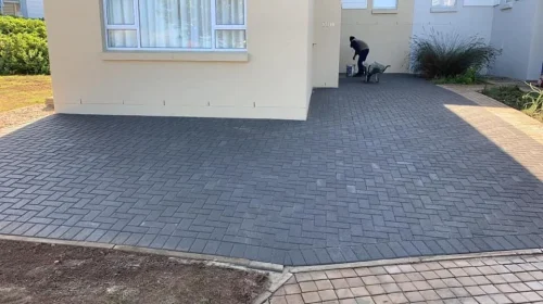 Bevels installed by Danabaai Kwekery: Tel 044 698 1466 / Sel 082 584 6611