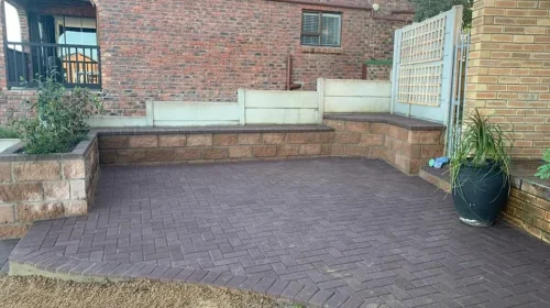 Bevels installed by Danabaai Kwekery: Tel 044 698 1466 / Sel 082 584 6611