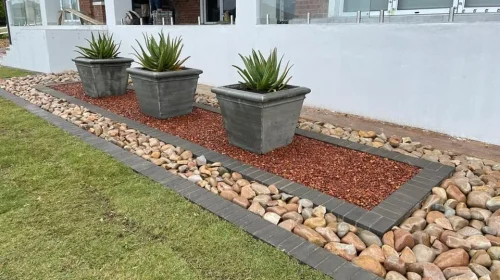 Bevels installed by Danabaai Kwekery: Tel 044 698 1466 / Sel 082 584 6611