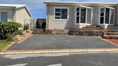 Bevels installed by Danabaai Kwekery: Tel 044 698 1466 / Sel 082 584 6611