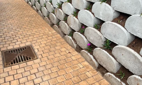 Loffelstein_retaining (6)