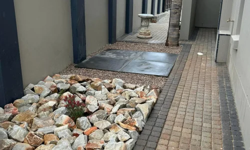 Oubaai Cobbles installed by Danabaai Kwekery - Tel 044 698 1466 - (39)